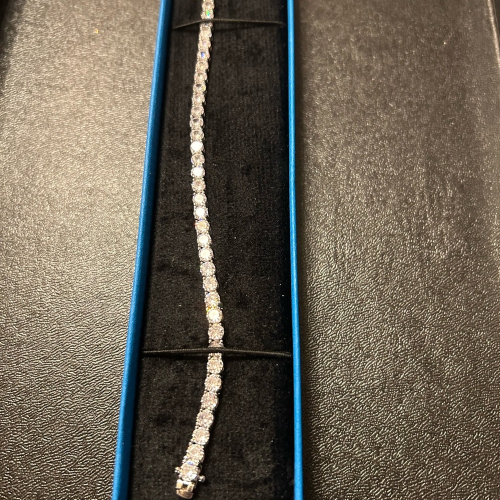 Sparkling Silver Bracelet